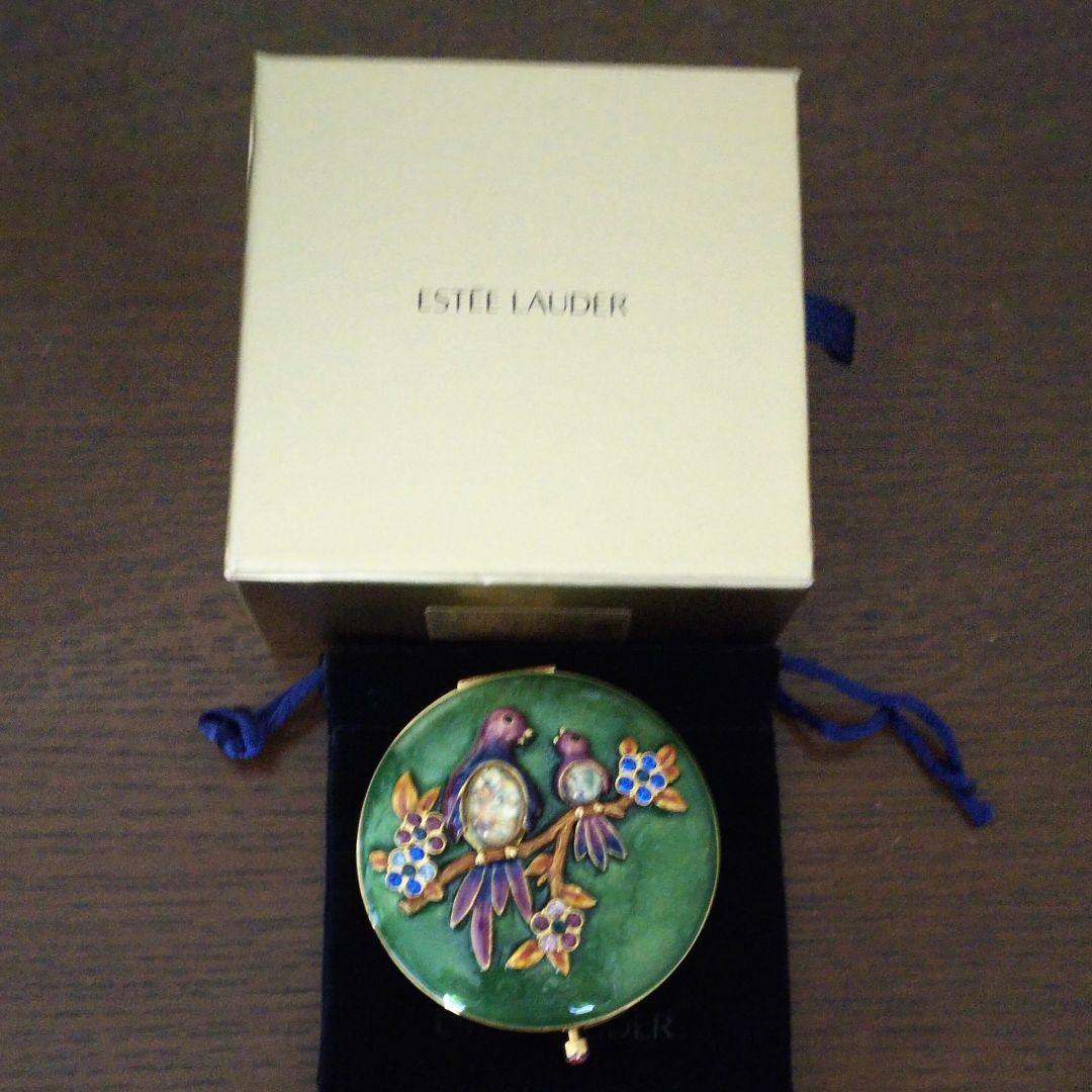 エスティローダー クリスマスコンパクト