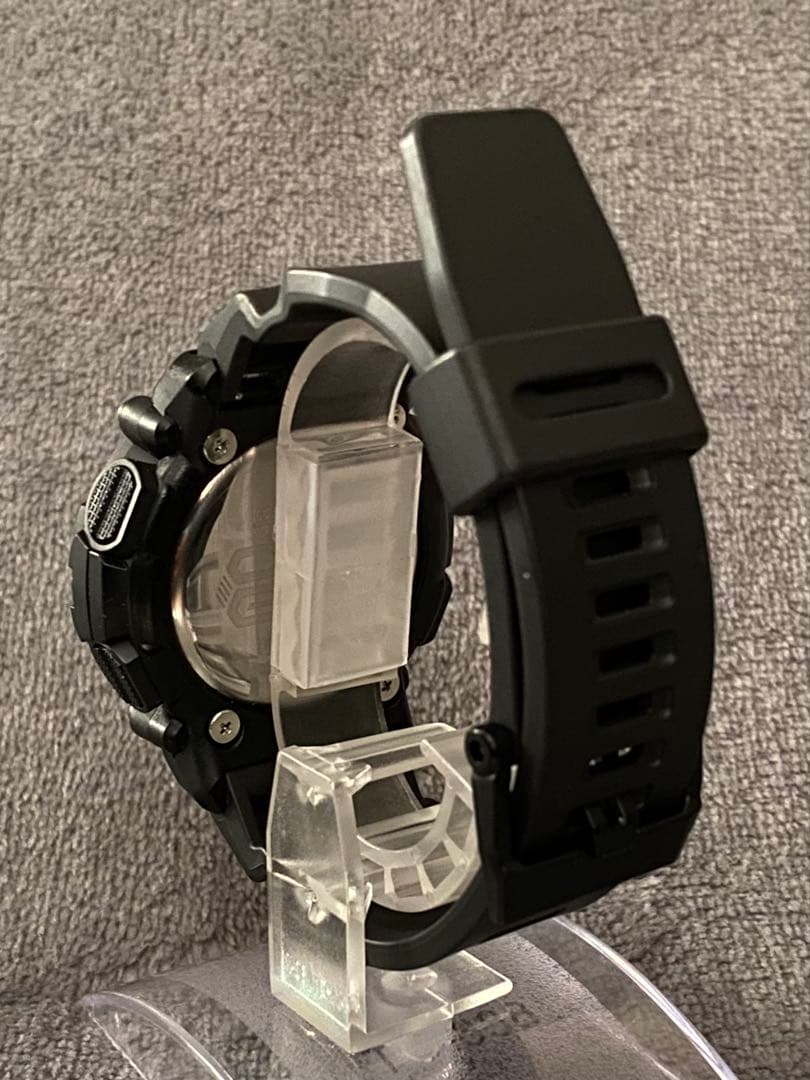 CASIO G-SHOCK GA-2200BB-1AJF 電池新品交換済み