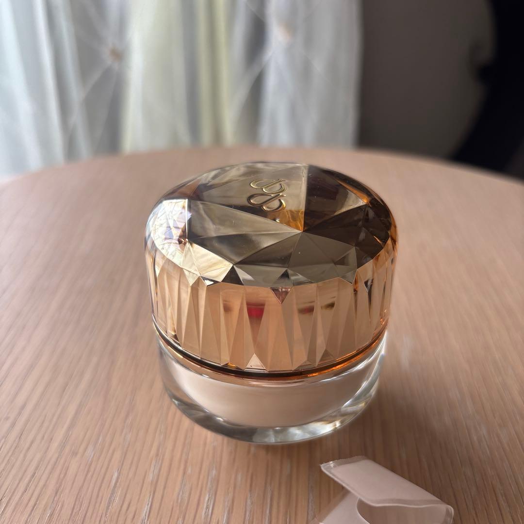 クレ・ド・ポー ボーテ　ル・フォンドゥタンｎ　オークル10