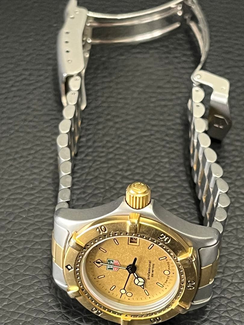 タグ・ホイヤー プロフェッショナル