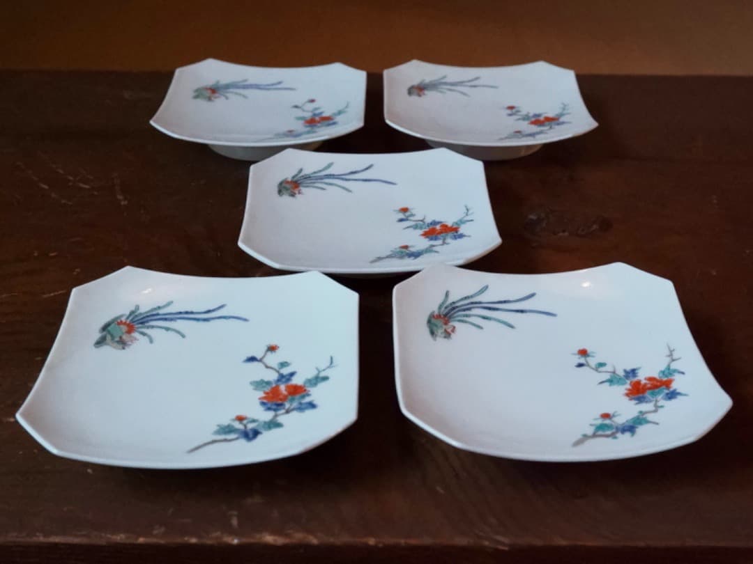 十二代 酒井田柿右衛門　錦牡丹鳳凰　菓子皿　有田焼　箱付　Q2266