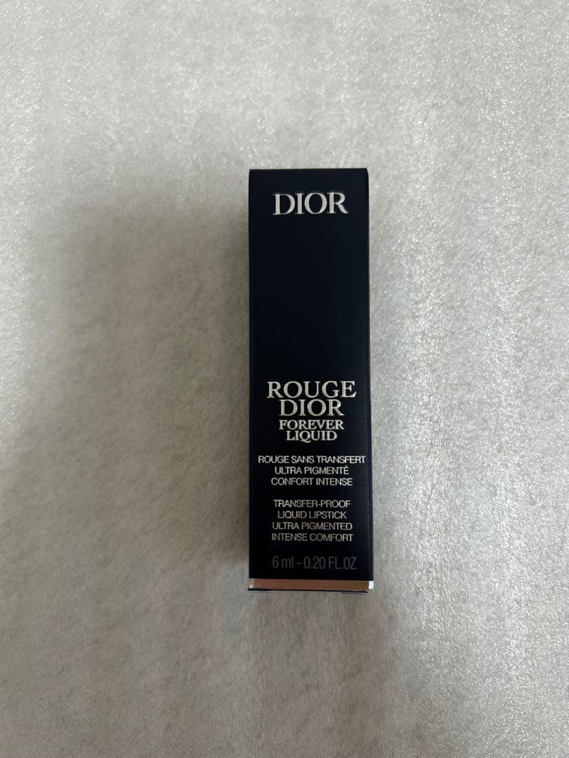 ディオール リキッド シークイン 323