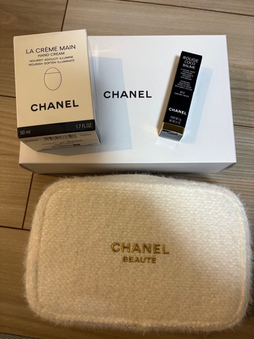 お値下げ中　CHANEL 2024クリスマスコフレ