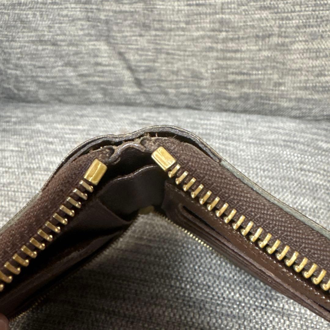 ルイヴィトン　ジッピーコンパクト