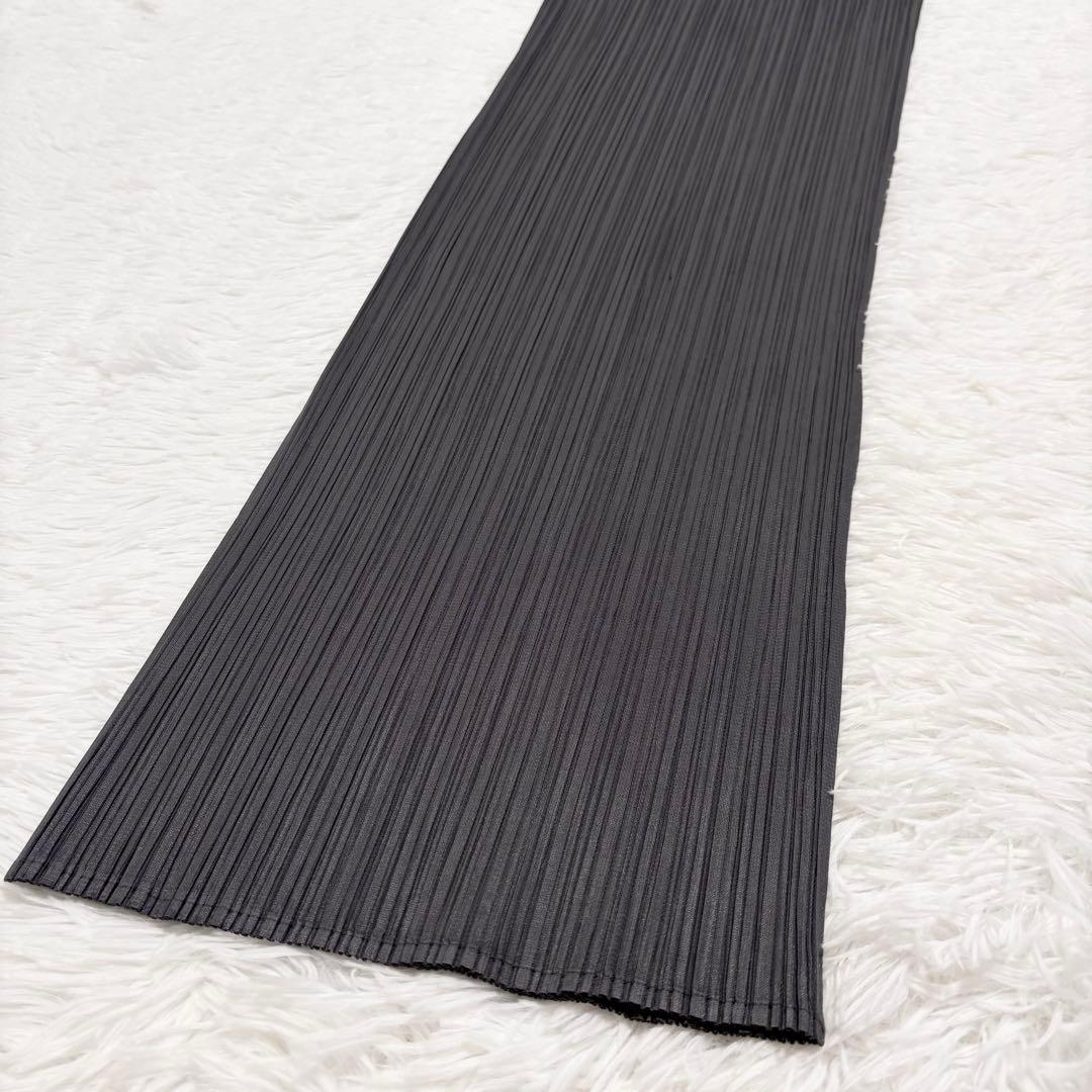 プリーツプリーズ　ロングワンピース　長袖　ハイネック　ダークグレー　サイズ2