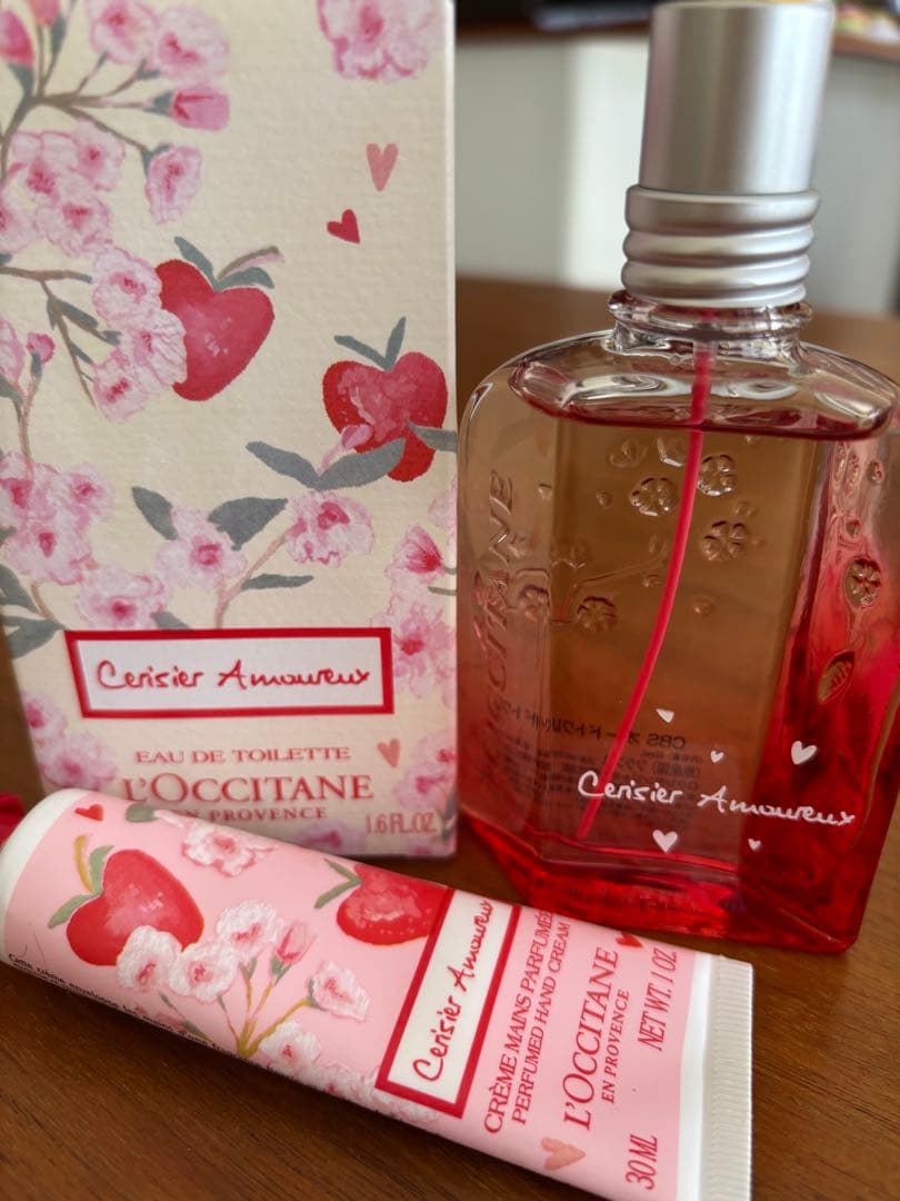 ロクシタン★チェリーストロベリー★オードトワレ★ハンドクリーム