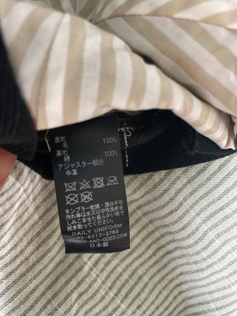 COMESANDGOES刺繍ロゴ キャップ 黒