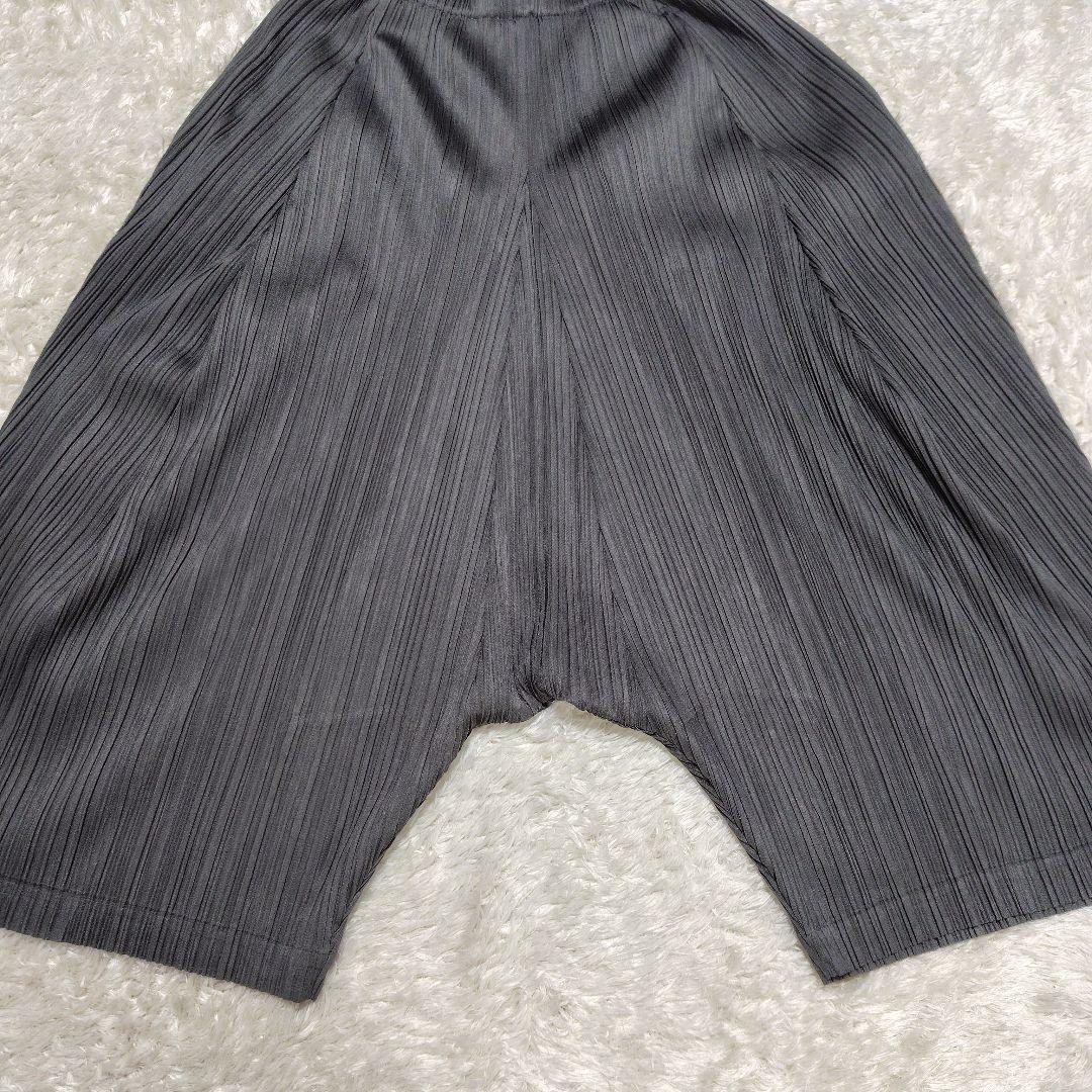 プリーツプリーズ　PLEATS PLEASE イッセイミヤケ　パンツ　ハーフ　1