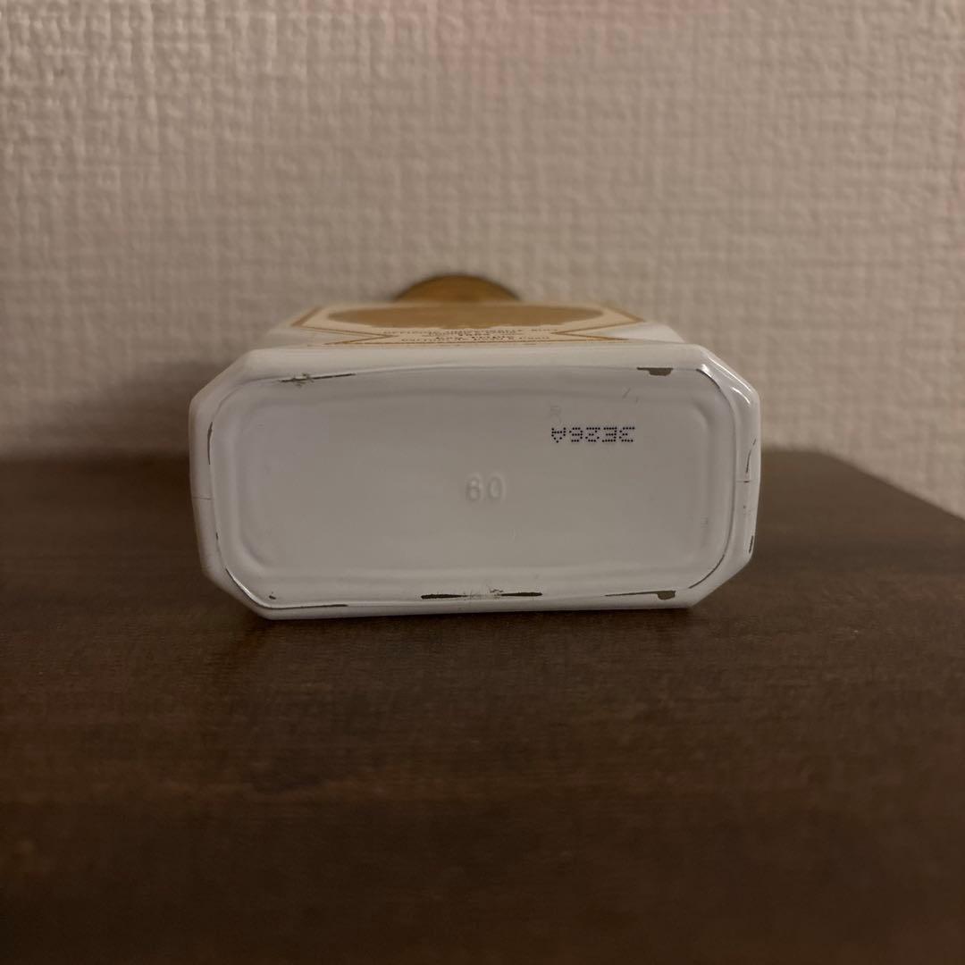 Buly 香水　オー・トリプル 　アンブル・ドゥ・マダガスカル