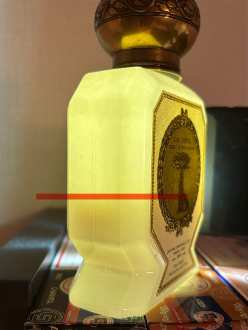 Buly 香水　オー・トリプル 　アンブル・ドゥ・マダガスカル