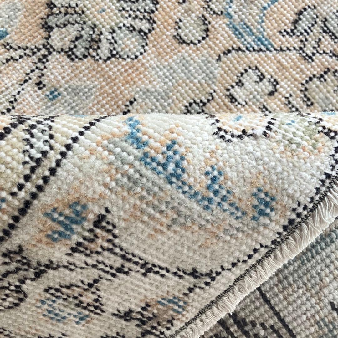 囲みコーラルベージュ✳︎111×211 フローラル　ブルー　トルコヴィンテージラグ