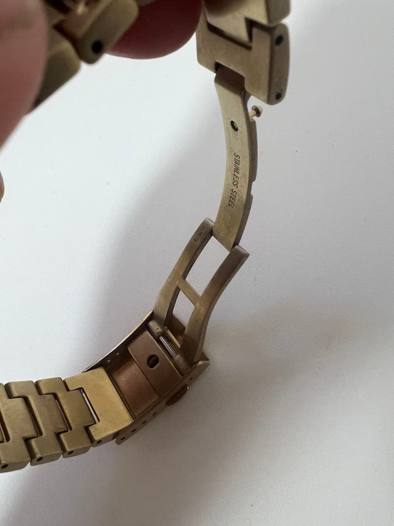 CASIO G-SHOCK GMW-B5000GD-9JF 本体のみ