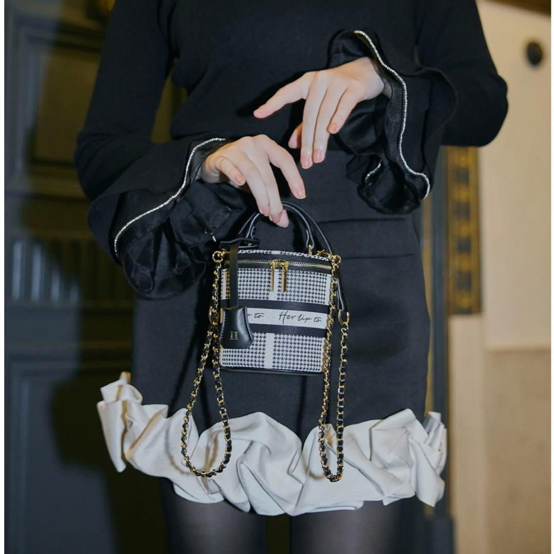 新品 タグ付き Herlipto Volant Mini Skirt