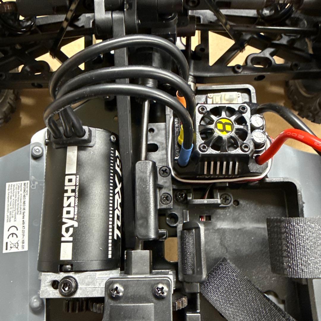 京商　インファーノ ME 3.0 1/8スケールラジコンカー