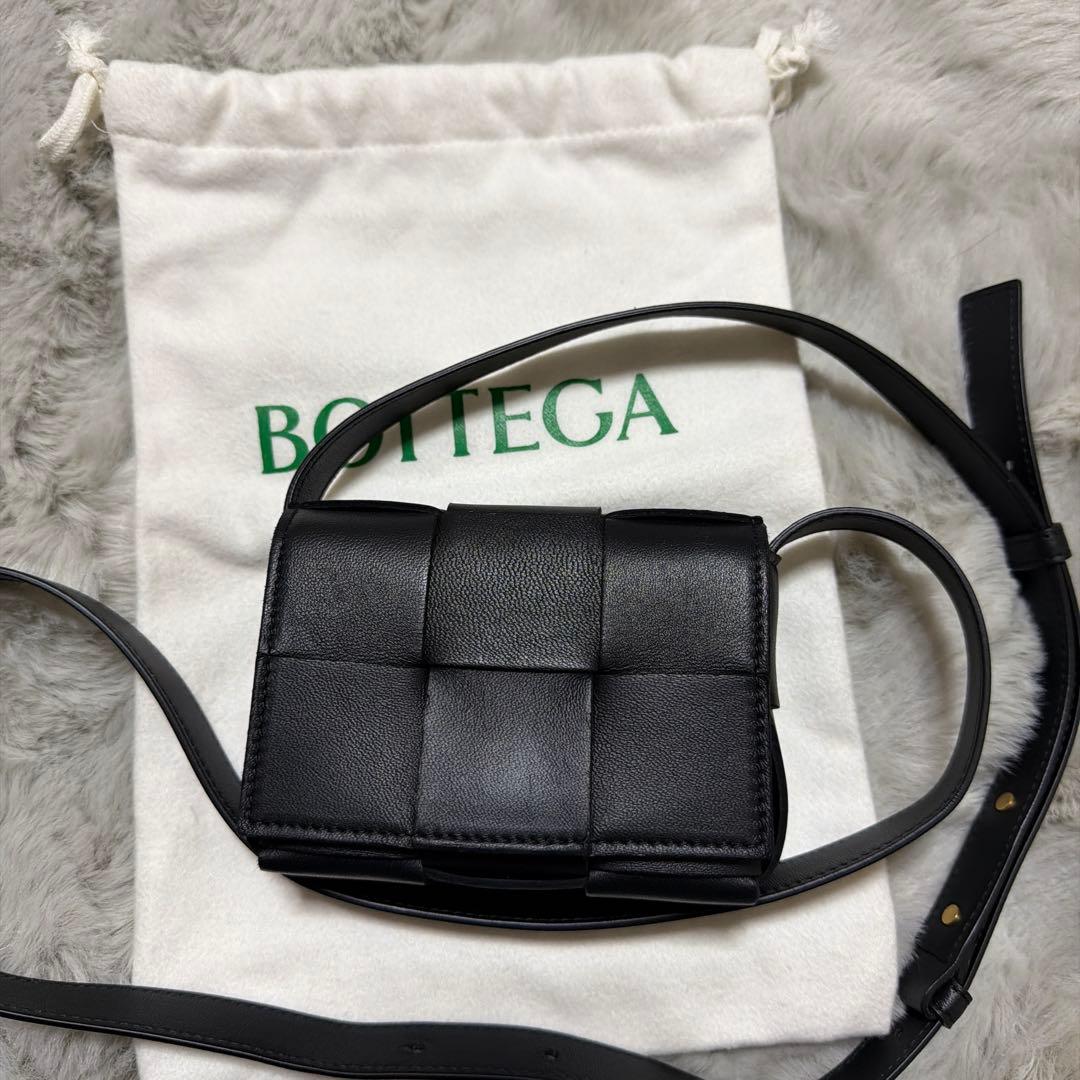Bottega Veneta ボッテガヴェネタ カセットバック