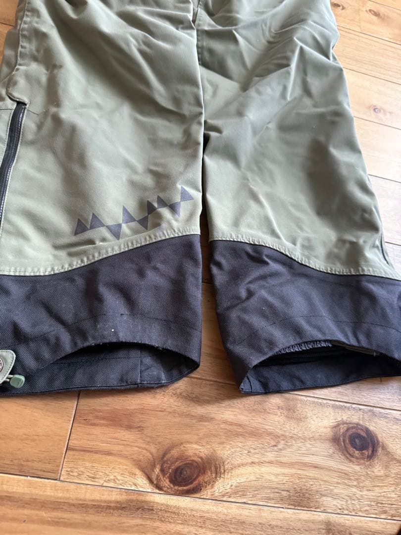 イスビョン　ISBJÖRN スキーウェア　子ども用　サイズ　122/128