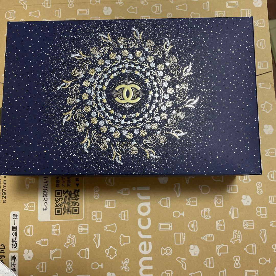 シャネルリップアンドネイルケアセット未開封