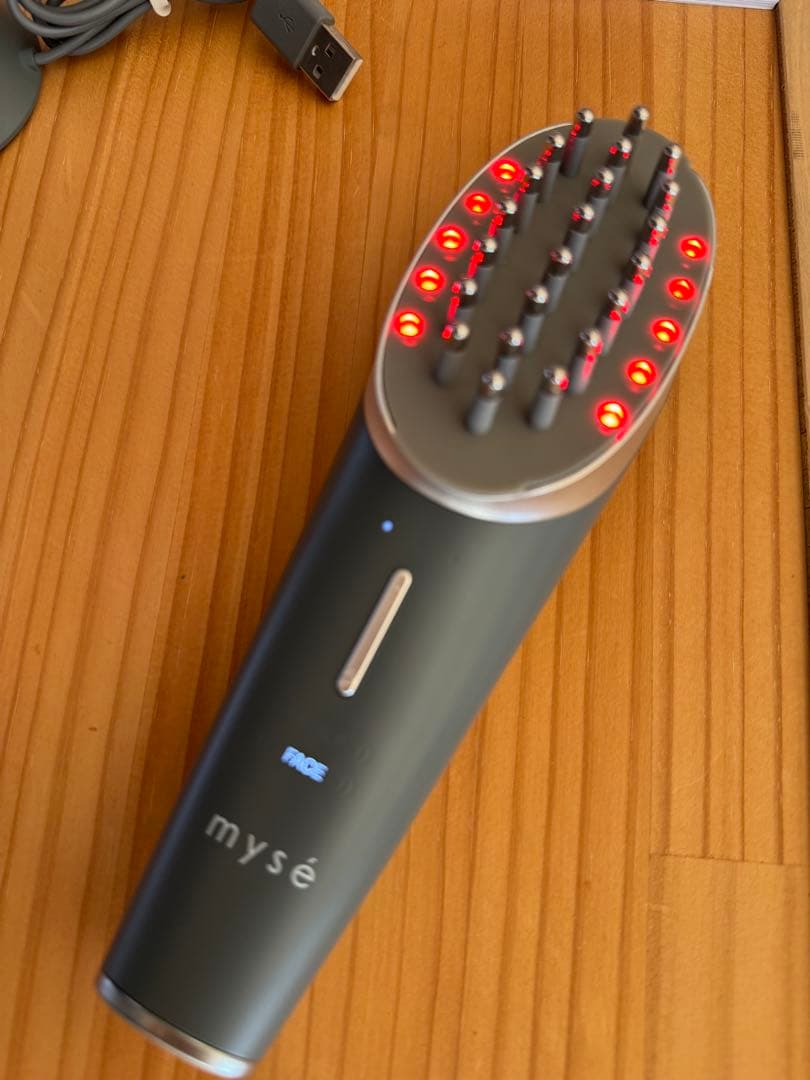 mysé スカルプリフトアクティブプラス　ブラシ 赤色LEDライト付き