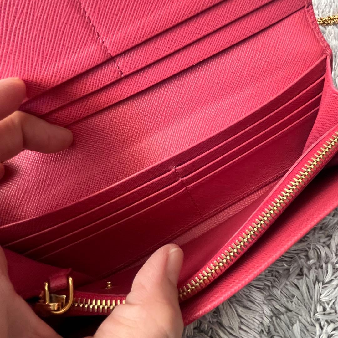 極美品✨プラダ　フィオッコ　2点　サフィアーノ　カードケース付き　ピンク