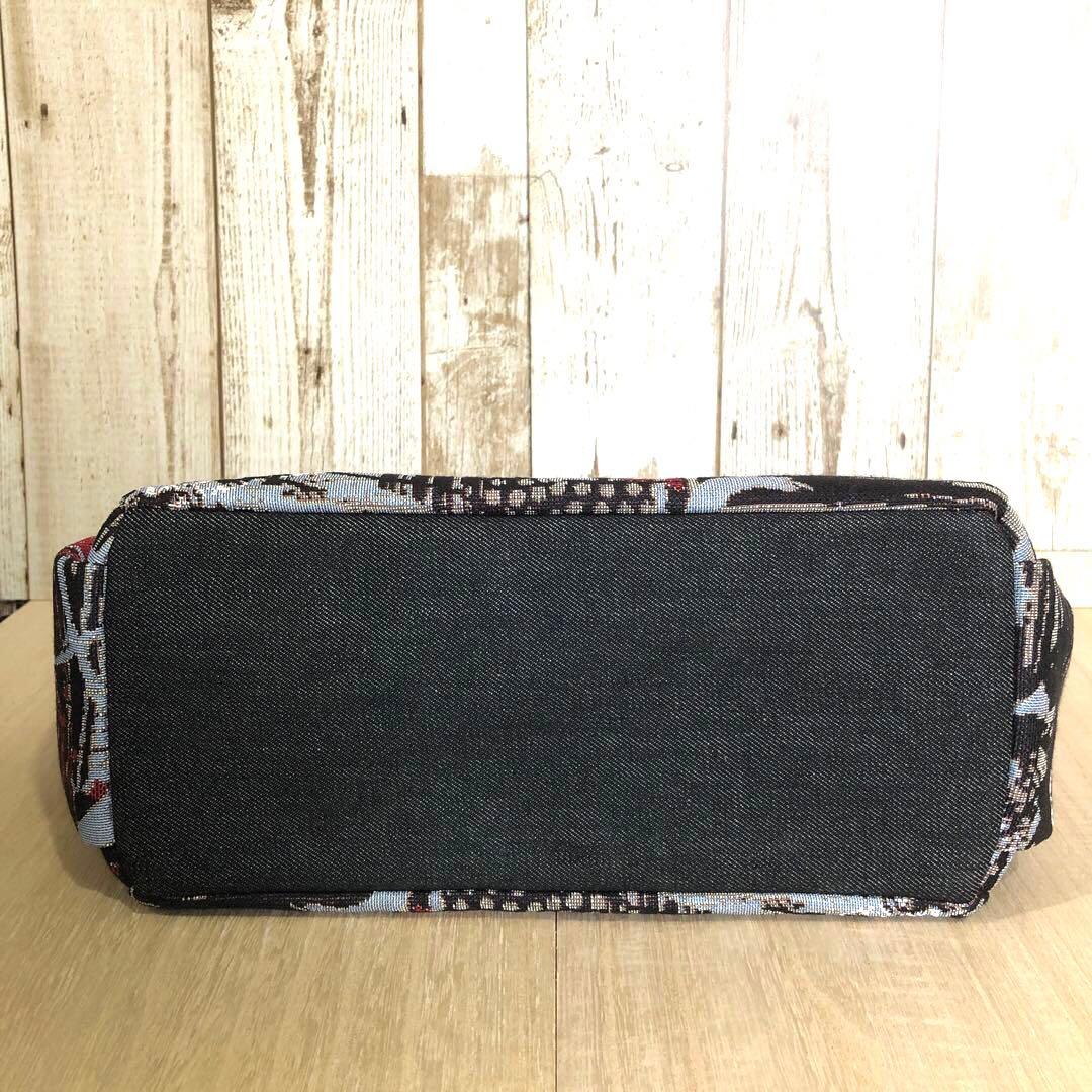 ショルダーバッグ　ハンドメイド　デニムリメイク　ブラック　ラクガキ【新品デニム】