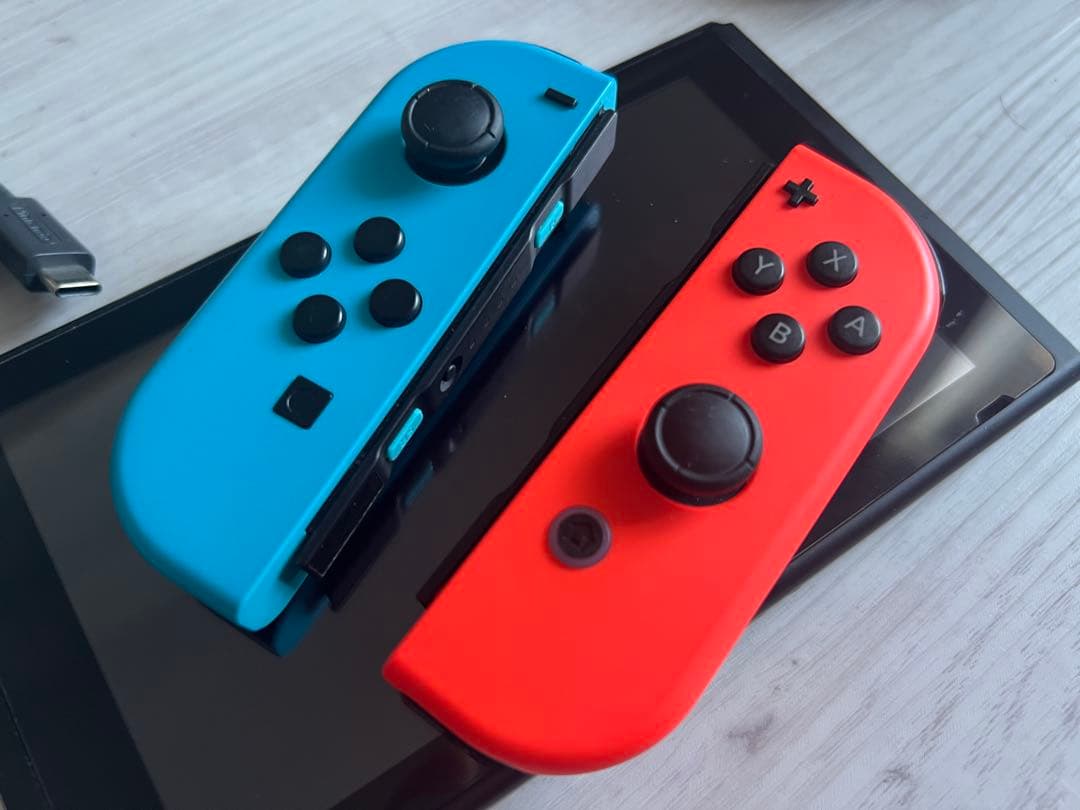 Nintendo Switch 本体 Joy-con セットバッテリー強化版