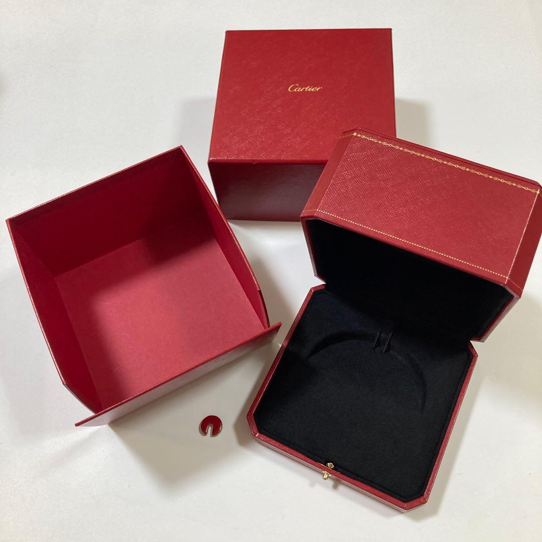 美品　カルティエ　ブレスレット　ケース　空箱　現行品　N