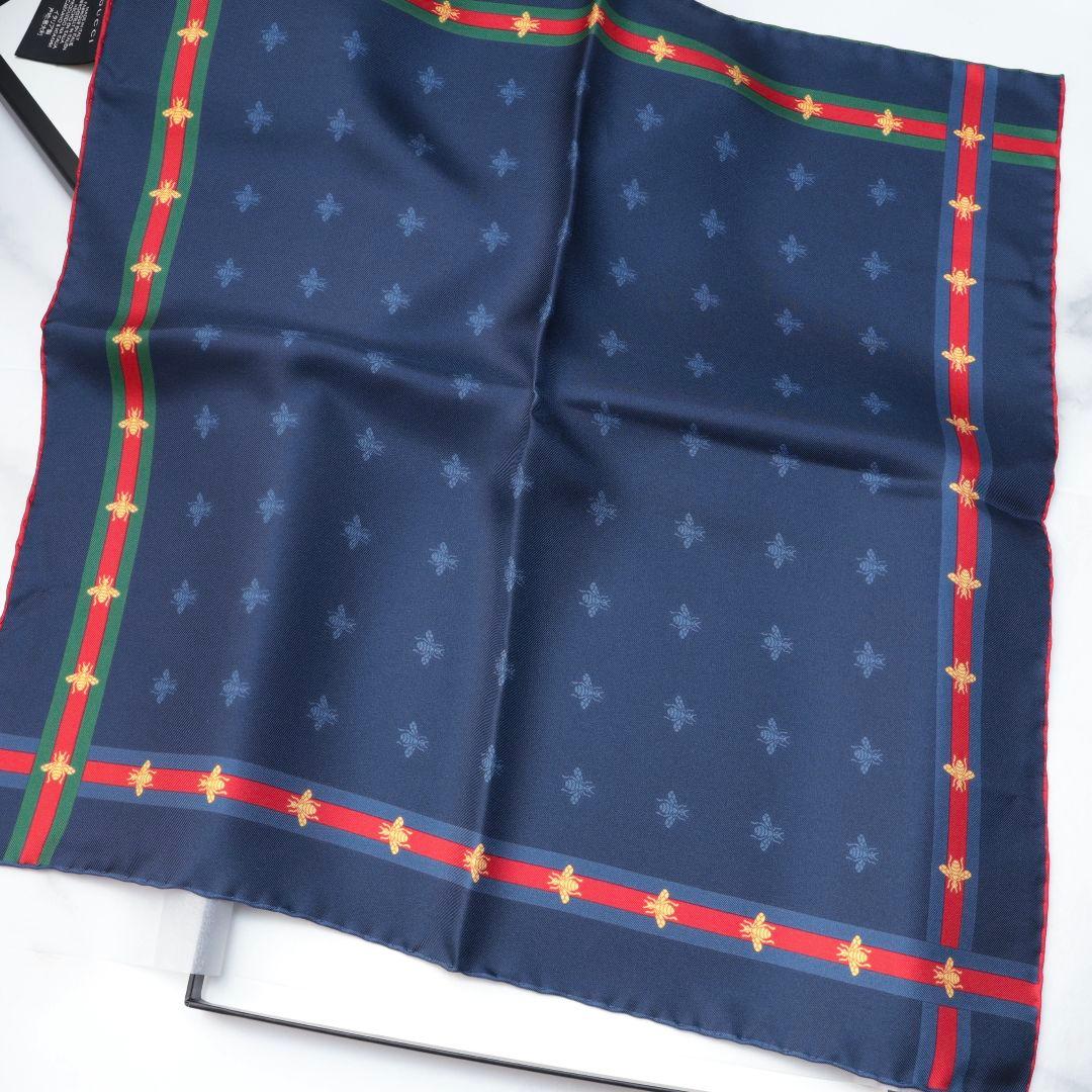 未使用 グッチ GUCCI ネイビー シルク ハンカチ ポケットチーフ