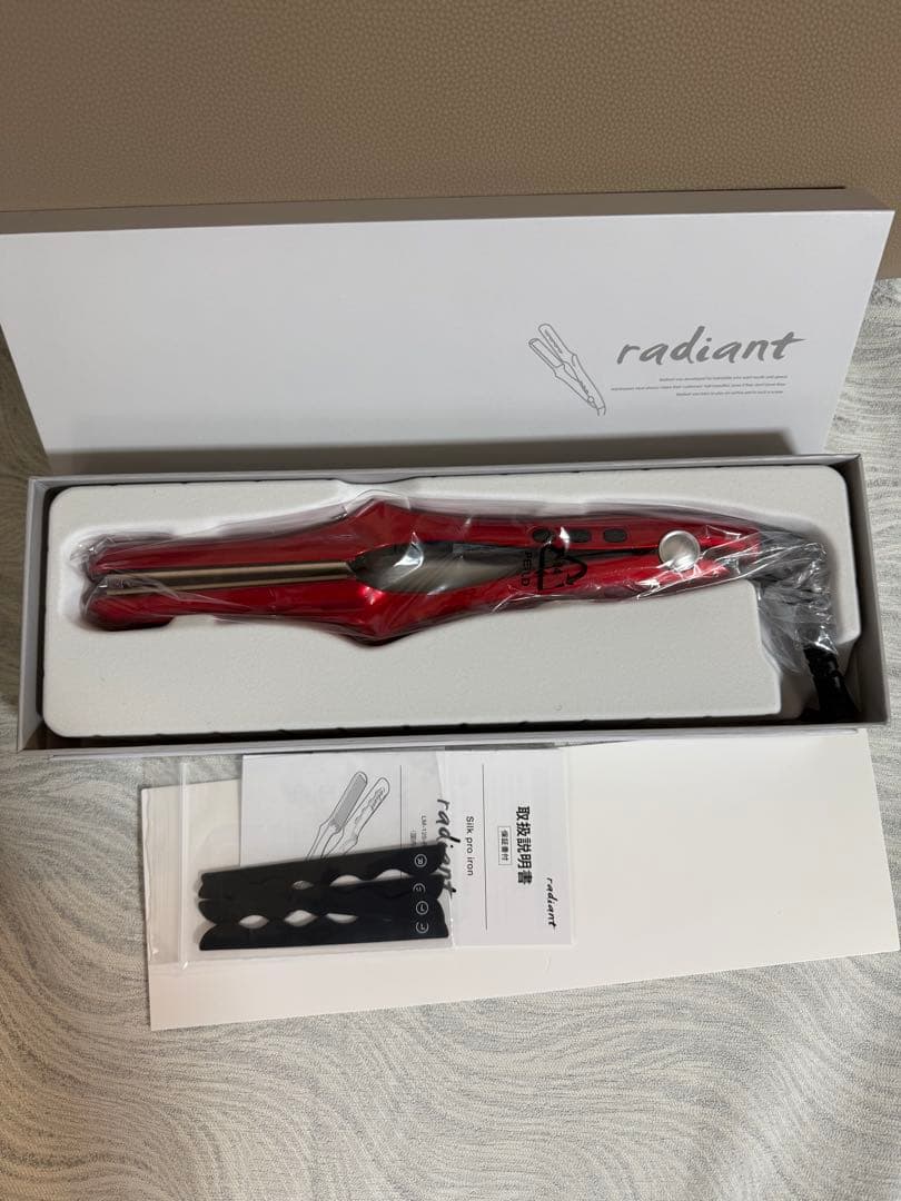radiant 赤 ヘアアイロン 1本