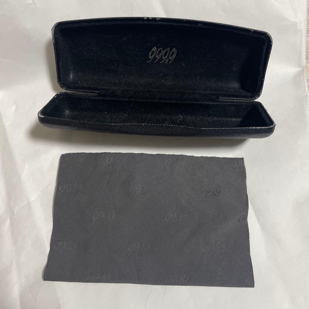 999.9ブラック スクエアメガネ ケース付き