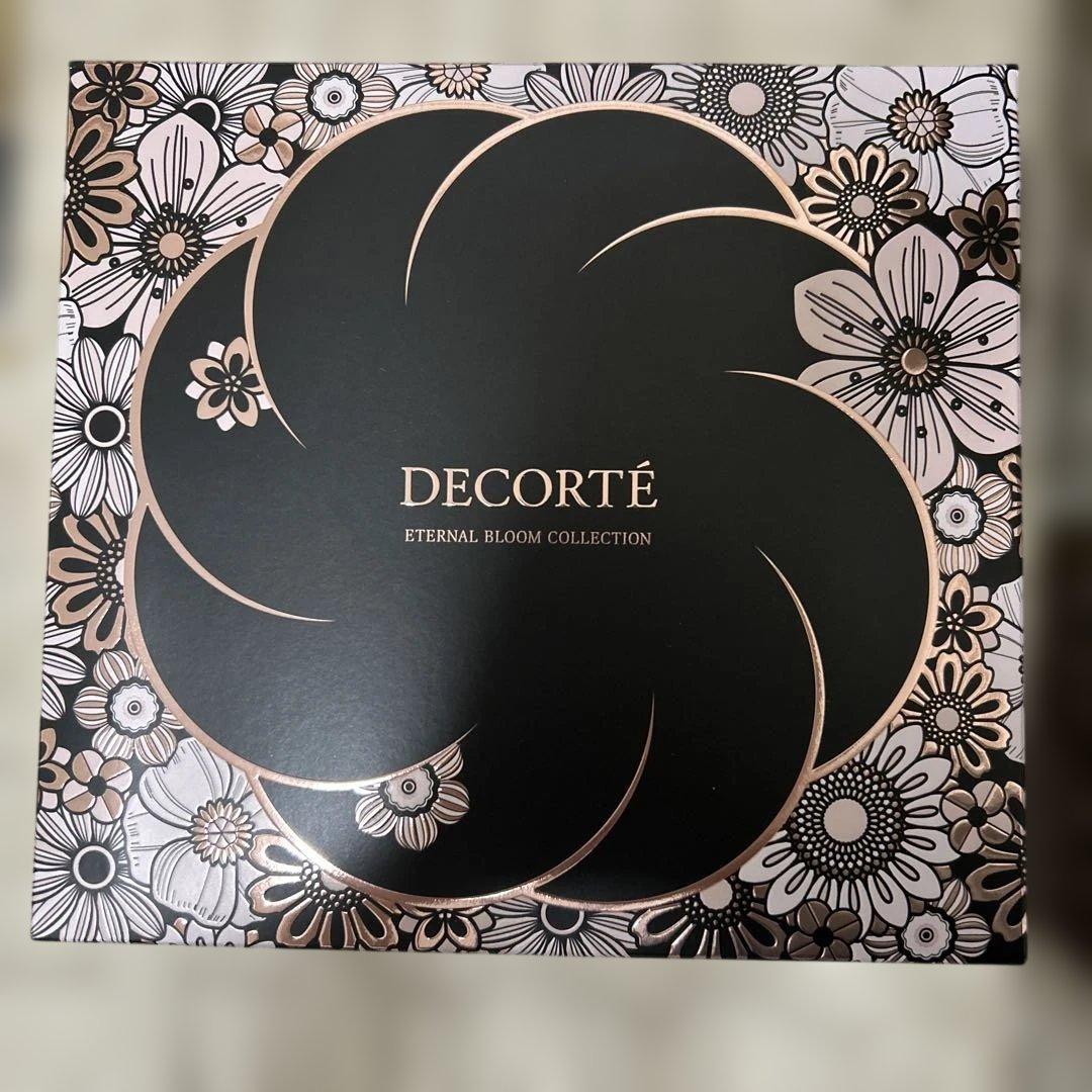 コスメデコルテ　エターナルブルームコレクション　ホリデーコフレ