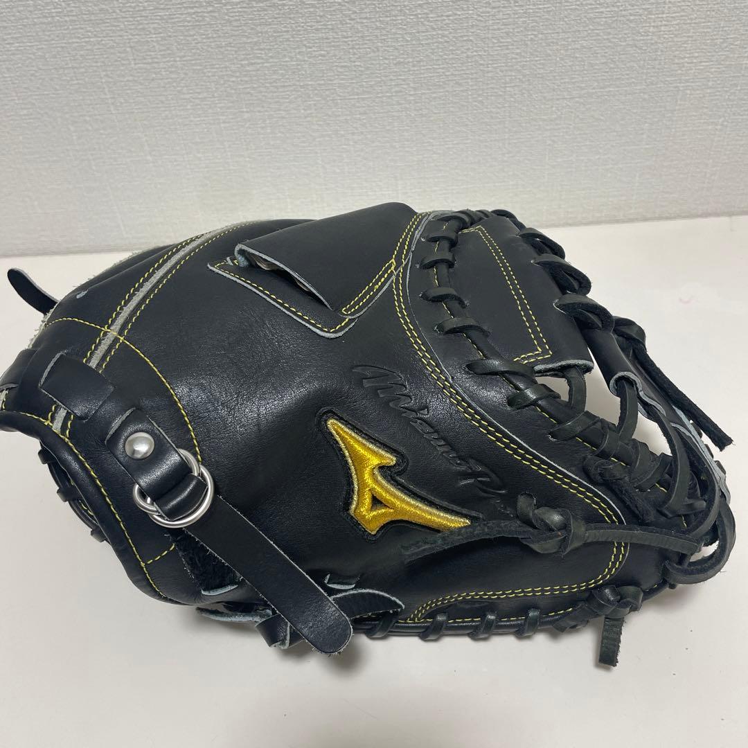 ミズノプロ 　硬式　キャッチャーミット　定価61,600円　1AJCH16000