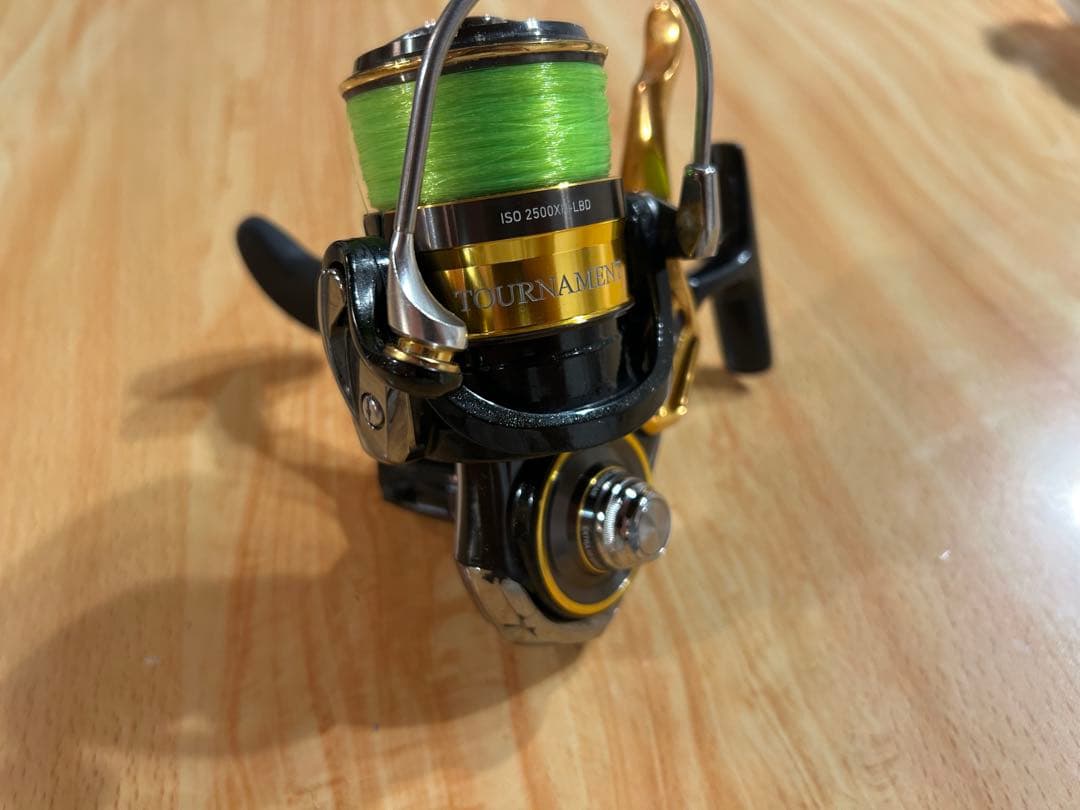 ダイワ 22トーナメントiso 2500XH-LBD