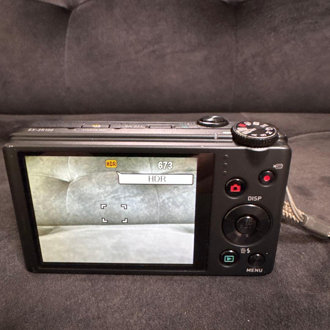 CASIO EXILIM EX-ZR100 デジタルカメラ