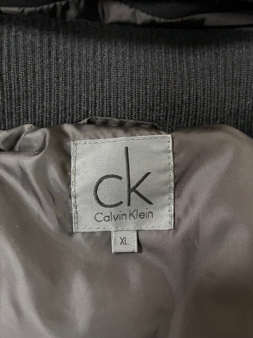   フード付きダウンベストXLブラック美品ダブルジッパー