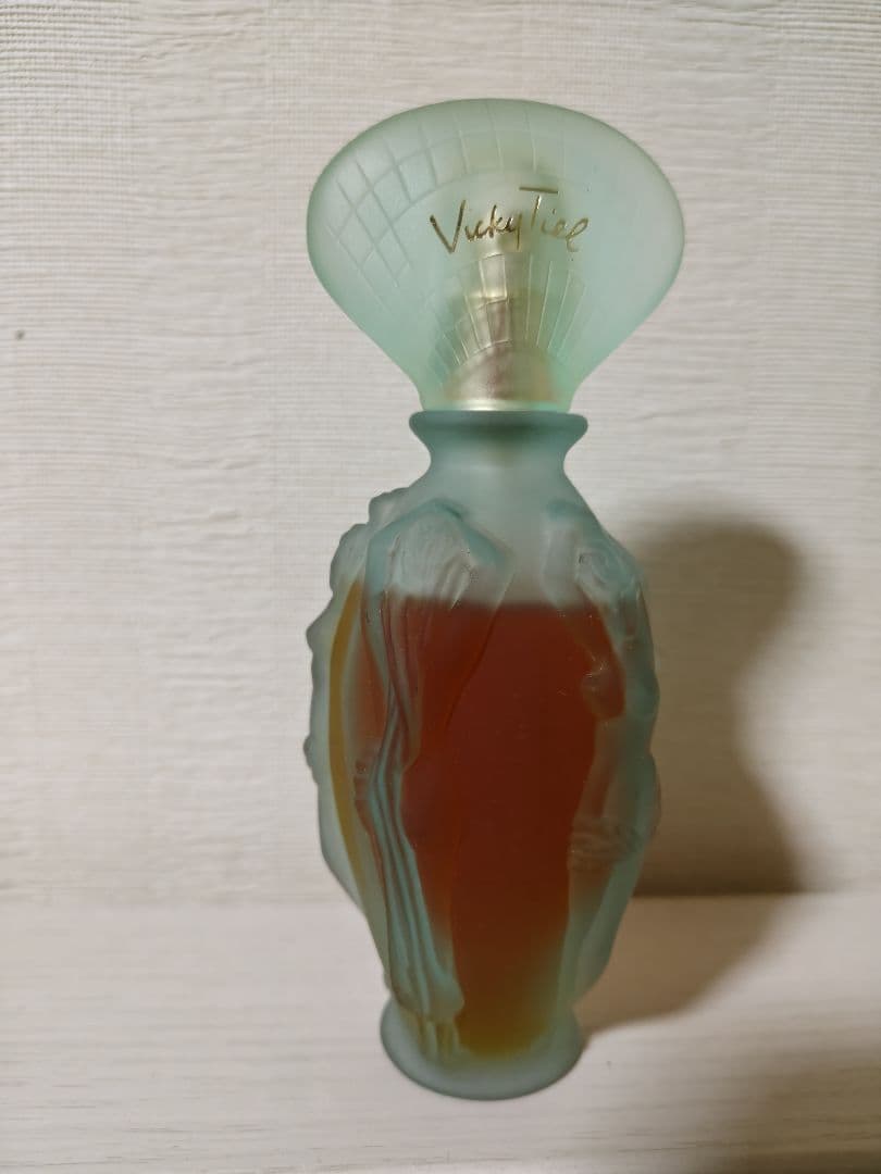 レア！Vicky Tiel 香水 ボトル