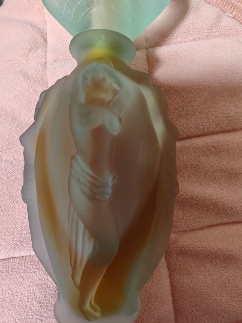 レア！Vicky Tiel 香水 ボトル