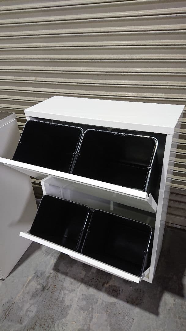 ダストボックス イタリア アイアン DOTTUS 4杯 ドッタス ゴミ箱 白