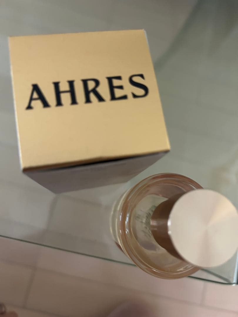 AHRES香水　SAYU だーりお使用♡