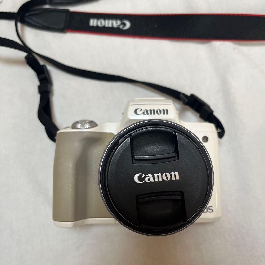 Canon ミラーレス一眼カメラ EOS Kiss M ダブルレンズキット