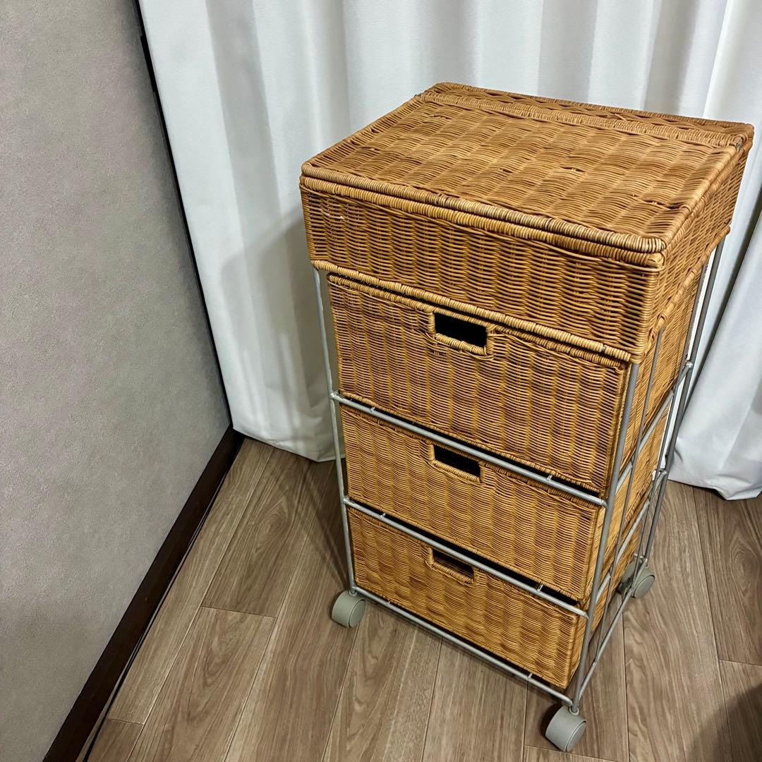 ラタン 仕切り付き　4段収納ボックス キャスター付き