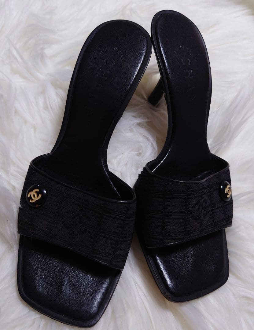 シャネル　ミュール