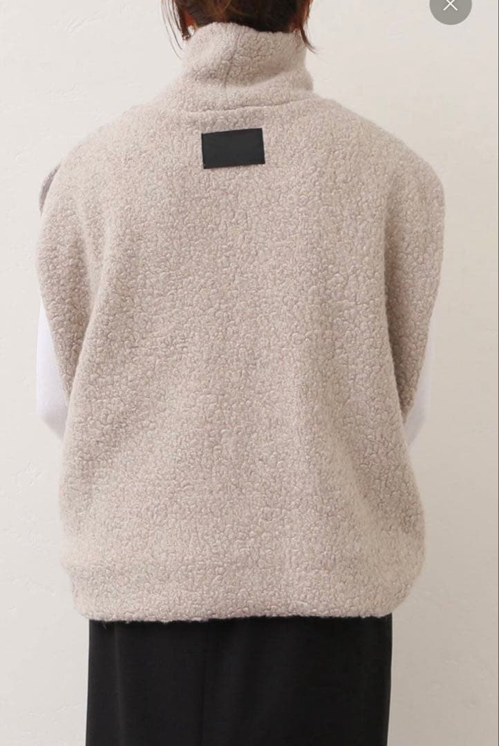 j.s luxeCOGTHEBIGSMOKE ハイネックジレ