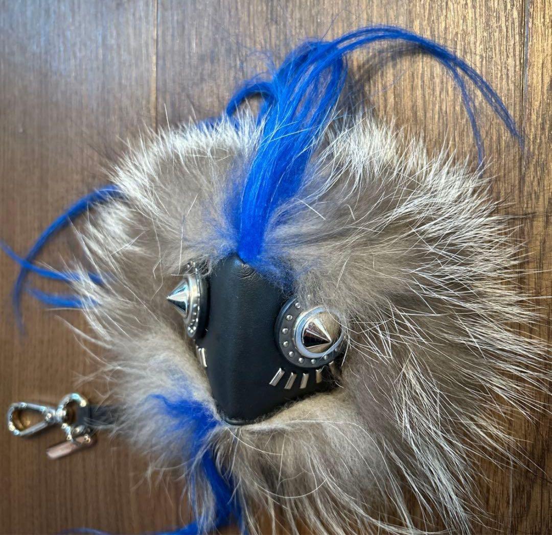 FENDIバッグチャームモンスターフォックスファー　バグズアイ