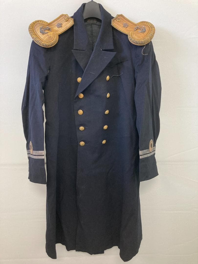 うぶ物 希少 大日本帝国海軍 大礼服 大礼帽 肩章 勲章各種