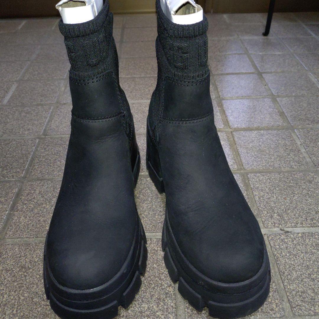 UGG アグ BROOKLYN CHELSEAサイドゴア厚底ブーツ