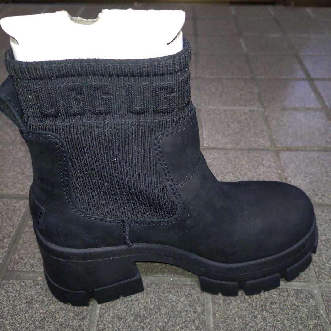 UGG アグ BROOKLYN CHELSEAサイドゴア厚底ブーツ