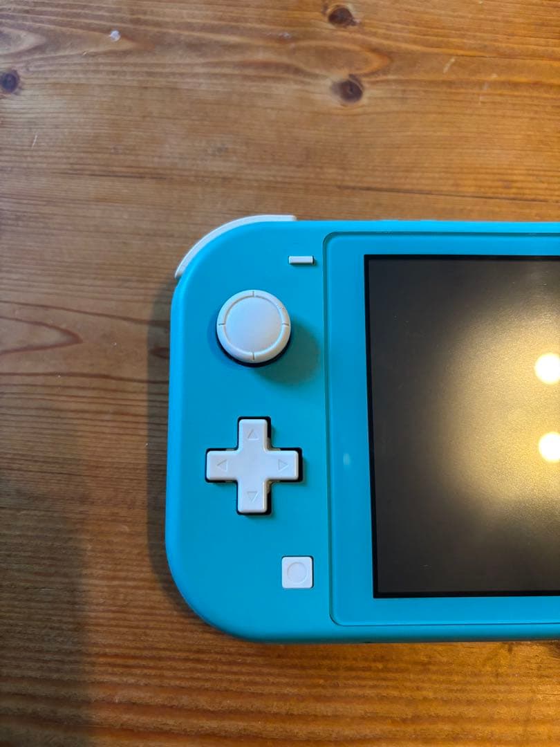 Nintendo SwitchLite ターコイズ本体 どうぶつの森カセット付き