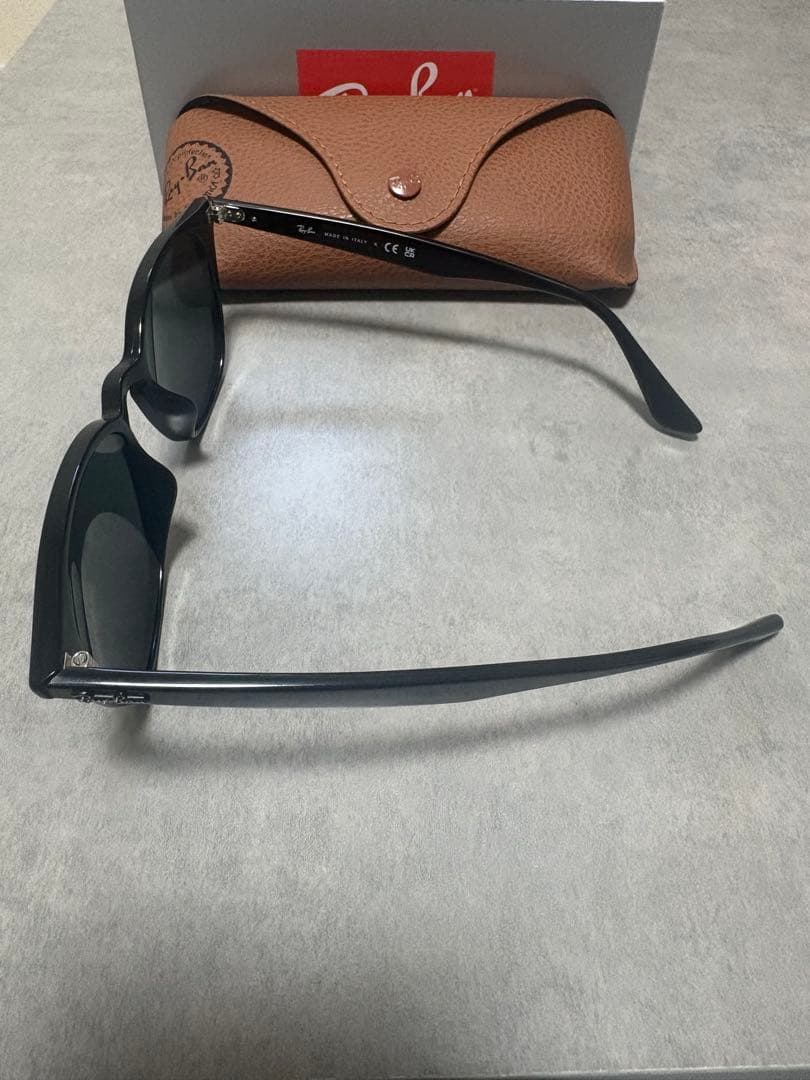 Ray-Ban RB4258- F 601/71 52◻︎20 150 3N