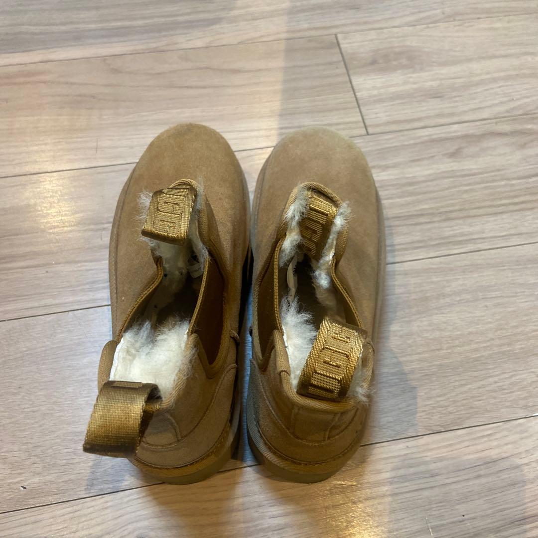 UGG アグ NEUMEL PLATFORM CHELSEA ムートン ブーツ