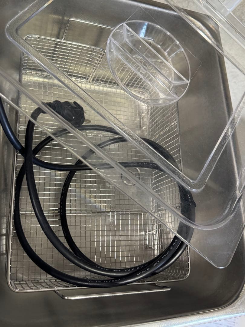 アイワ医科工業　超音波洗浄器　AU-80C ※新品の排水ホース付き